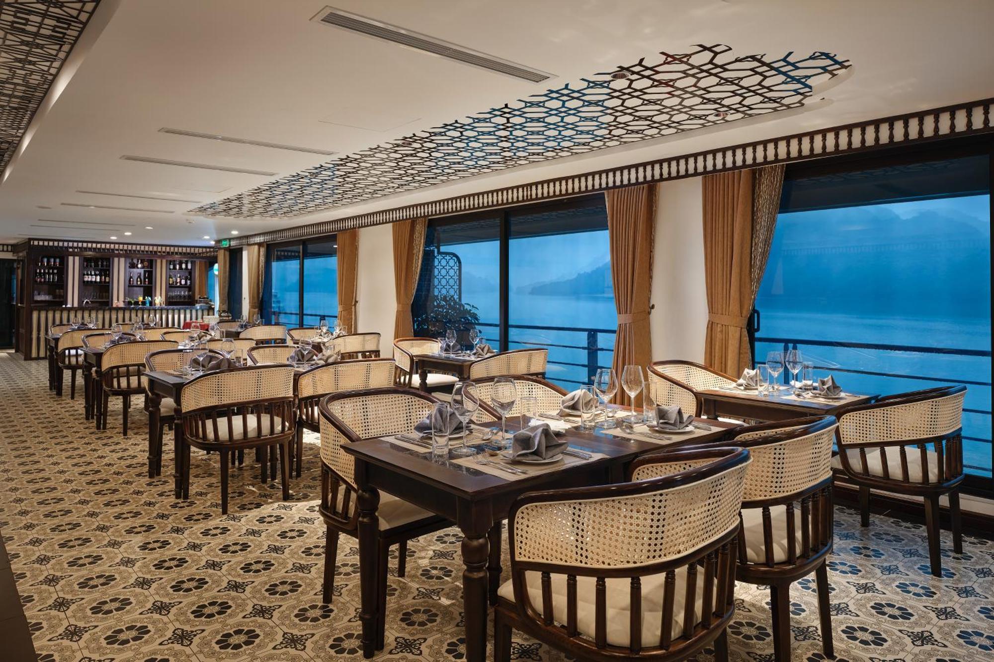 ホテル Era Premium Cruises Halong ハロン エクステリア 写真