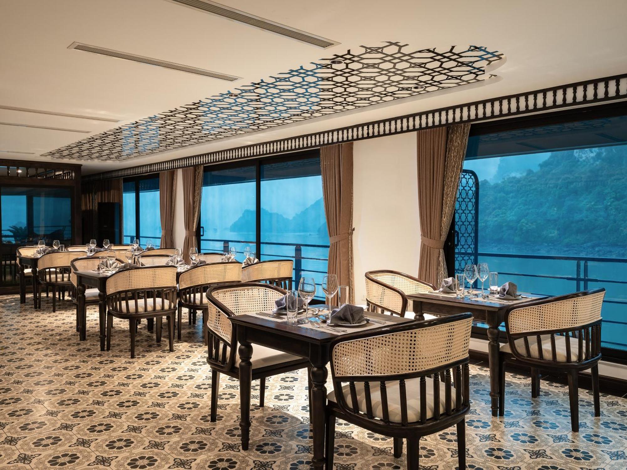 ホテル Era Premium Cruises Halong ハロン エクステリア 写真